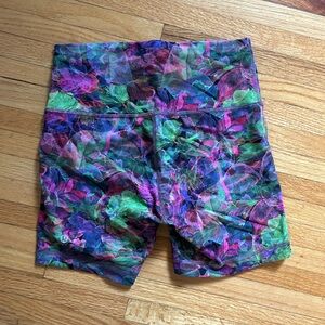 Wunder train shorts 6”
